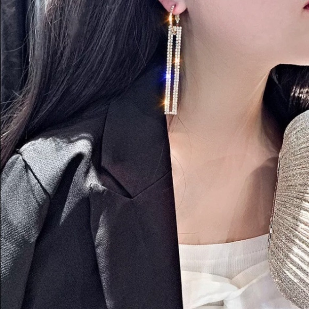 Blue Rhinestones Earrings - Picture 7 of 8